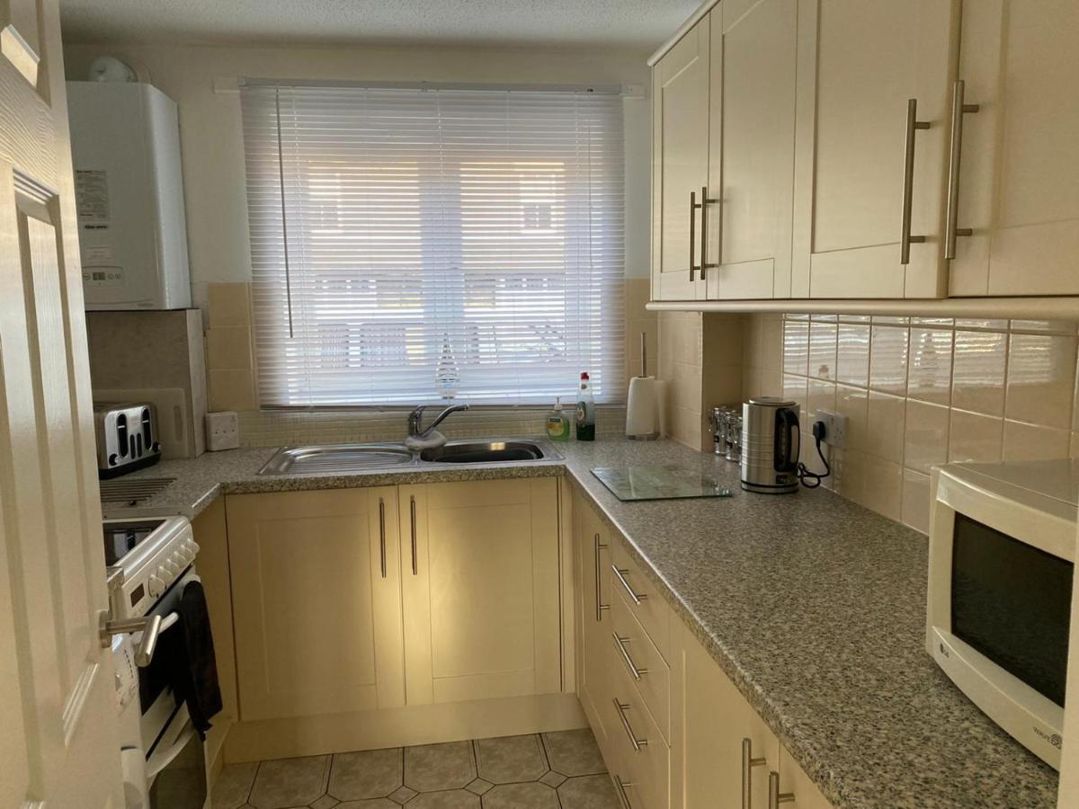 Riverside Park Ground Floor Apartment - St Neots Екстериор снимка