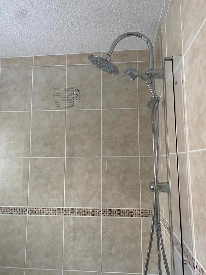 Riverside Park Ground Floor Apartment - St Neots Екстериор снимка