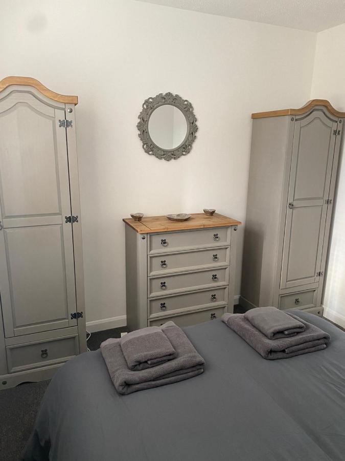 Riverside Park Ground Floor Apartment - St Neots Екстериор снимка