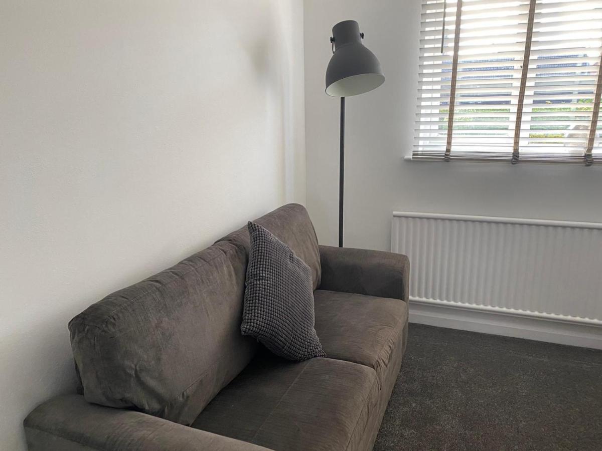 Riverside Park Ground Floor Apartment - St Neots Екстериор снимка