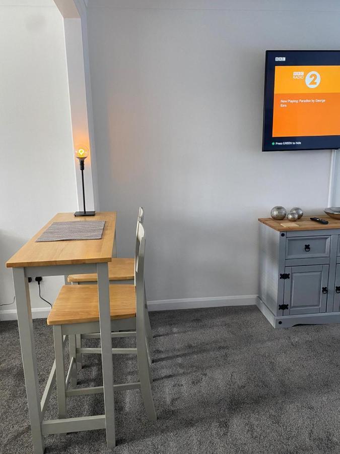 Riverside Park Ground Floor Apartment - St Neots Екстериор снимка