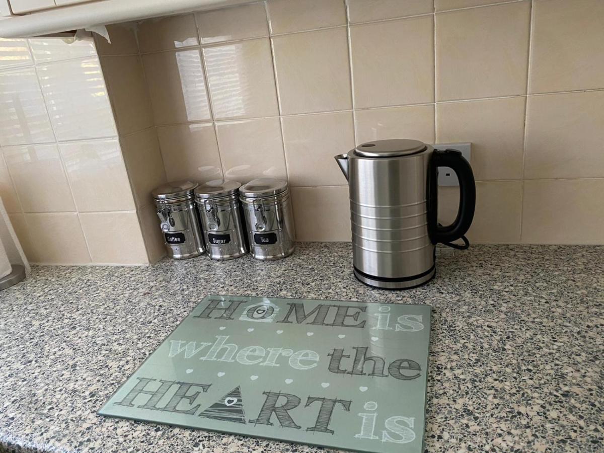 Riverside Park Ground Floor Apartment - St Neots Екстериор снимка